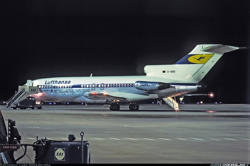 明日ご出勤ですゎ。おやすみなさいマンセ。ばなな川崎ズッコン！あやみ