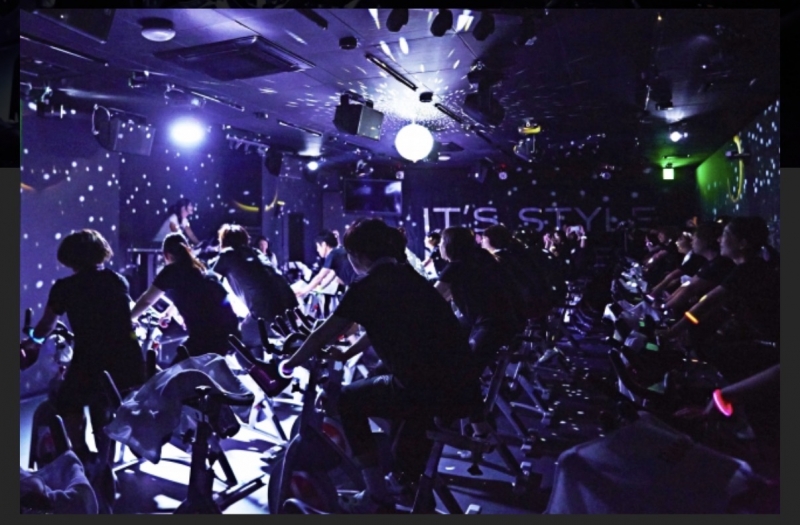 完熟ばなな横浜店　あやめです